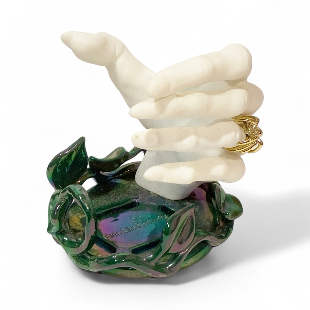 Bath and Body Works 2022 Halloween Witch Spider Ring Hand Foaming Soap Holder‎
